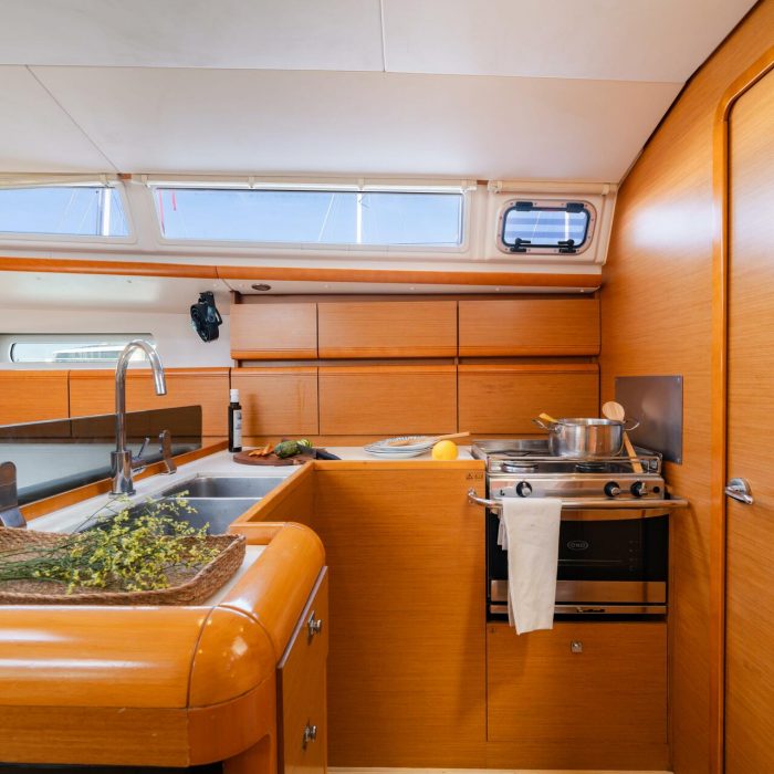 Fregata | Sun Odyssey 439 photo 12