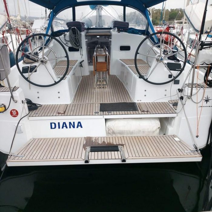 Diana | Sun Odyssey 380 photo 1
