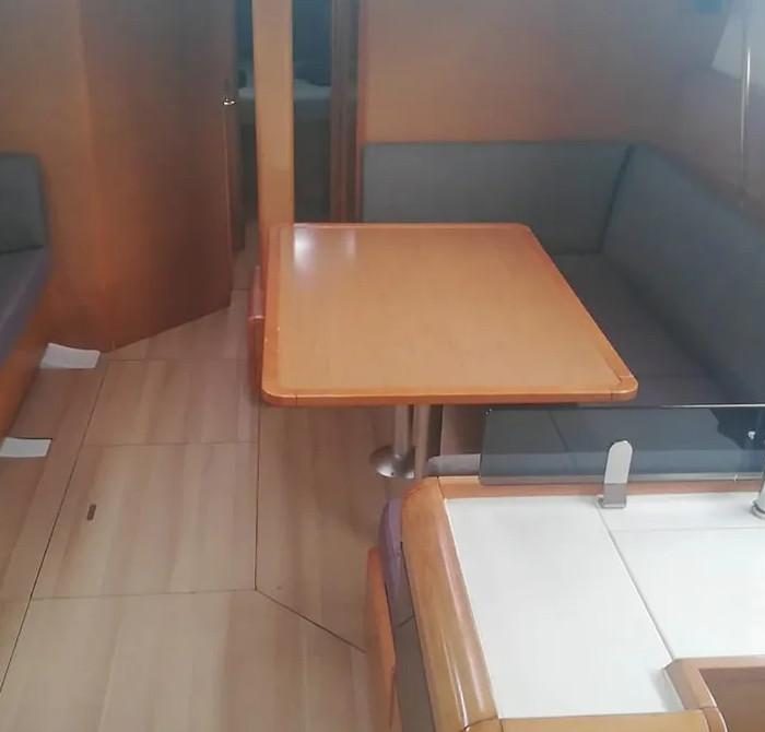 Tessie | Sun Odyssey 439 photo 7