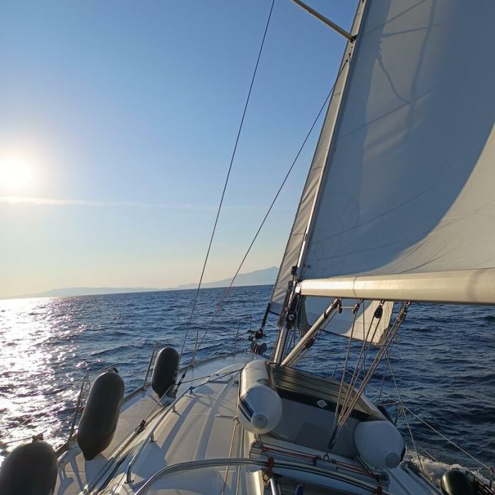 Ra | Bavaria 38 photo 2
