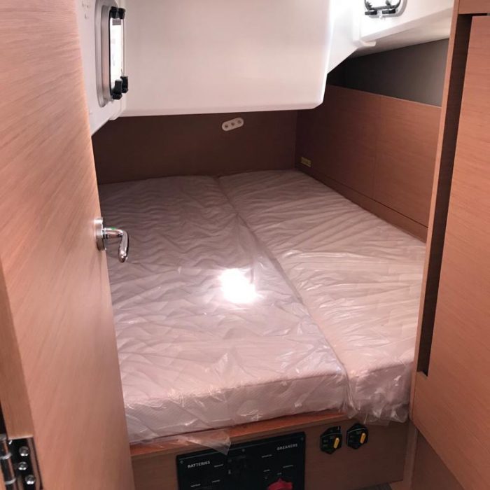 Bella | Sun Odyssey 410 photo 17