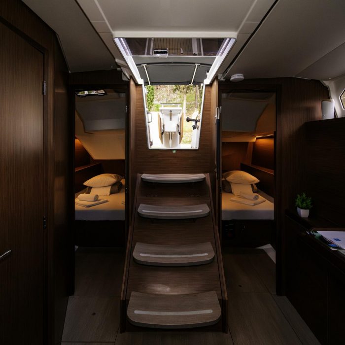 First Dream | Oceanis 37.1 photo 12