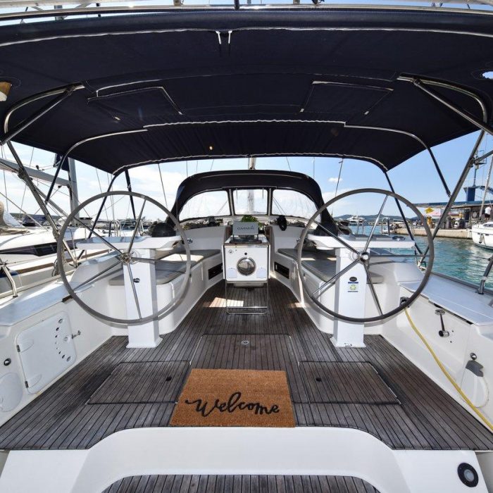 Controvento | Bavaria Cruiser 45 photo 5