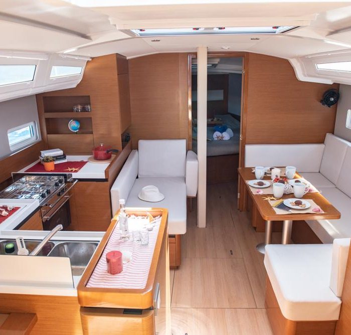 Marianna | Sun Odyssey 410 photo 54