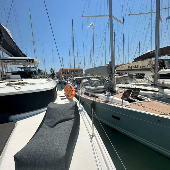 Cass | Lagoon 46 photo 8