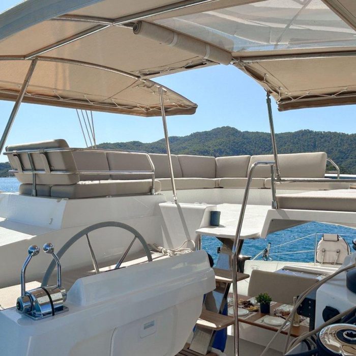 Angara | Fountaine Pajot Tanna 47 photo 9
