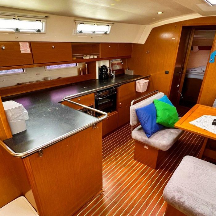 Aquaholic | Bavaria 45 photo 16