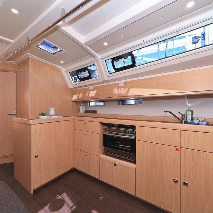 Cara | Bavaria Cruiser 46 photo 10