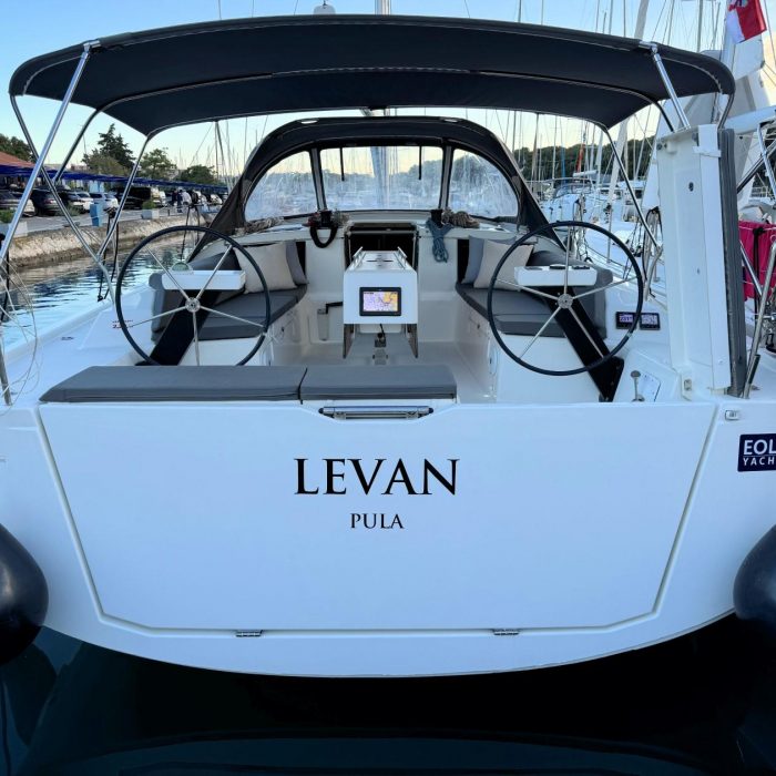 Levan | Dufour 430 photo 18