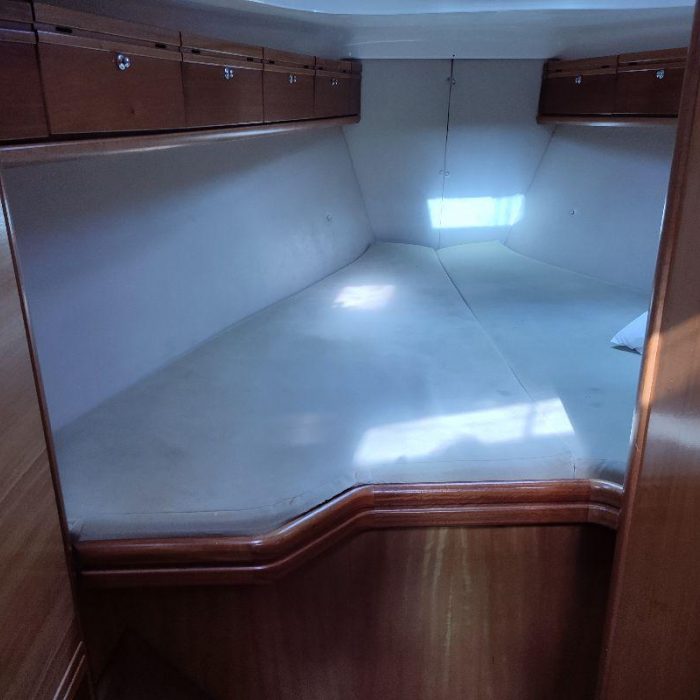 Big Blue Horizon | Bavaria 37 Cruiser photo 6