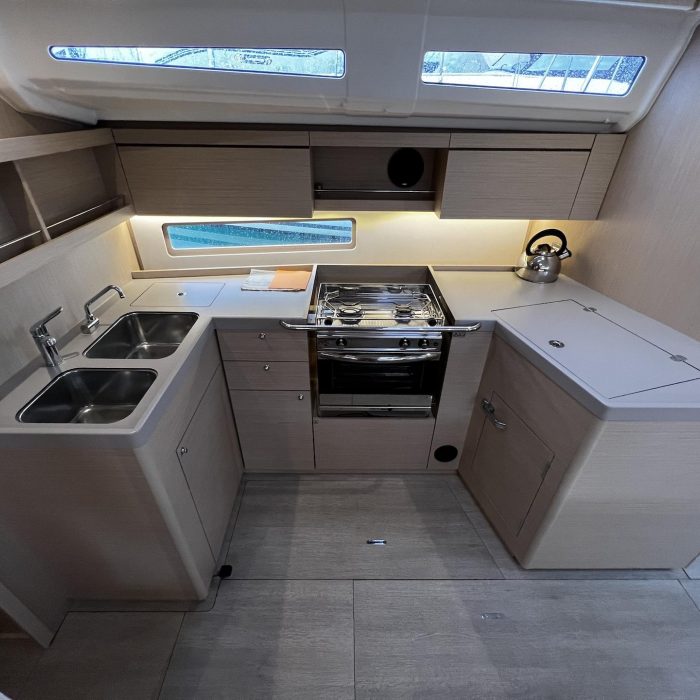 Aglaia | Oceanis 40.1 photo 13