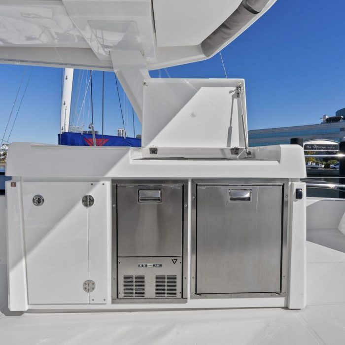 Nauti Cat | Leopard 53 - OW photo 2
