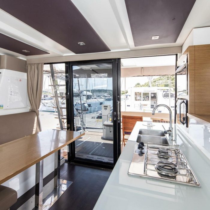 Dream Star | Fountaine Pajot MY 37 photo 18