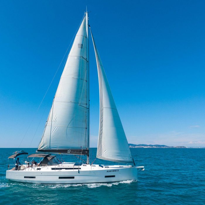 Cassiopea - A/C, Generator, Water maker, Solar Panel | Dufour 530 photo 3