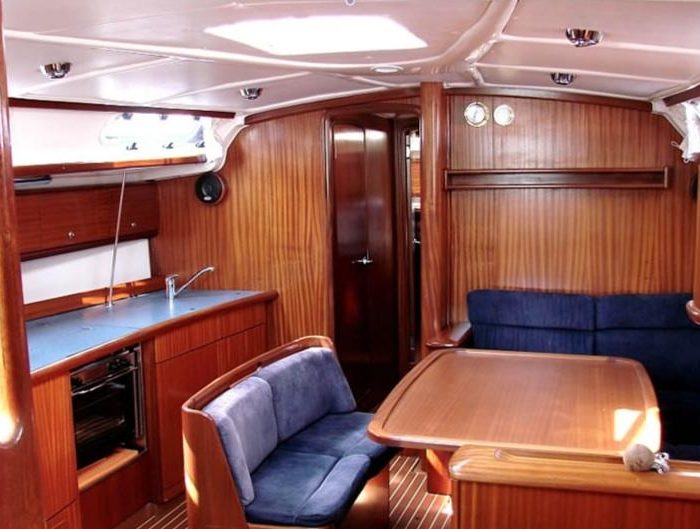 Eveline | Bavaria 44 photo 3