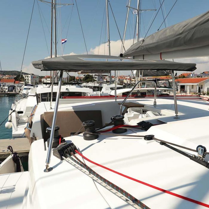 Canopus | Fountaine Pajot LUCIA 40 photo 5