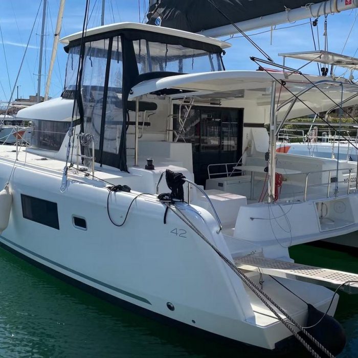 Neptune | Lagoon 42 photo 1