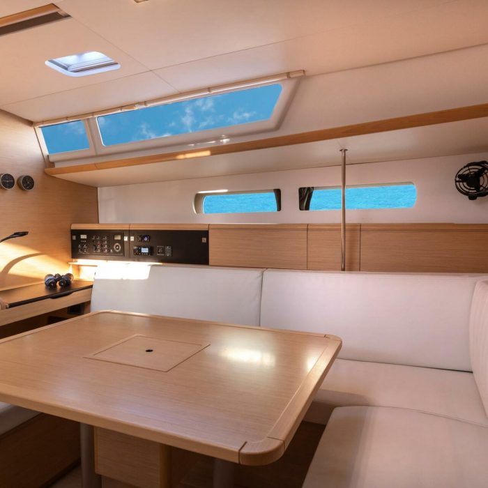 Chandra - Standard line | Sun Odyssey 479 photo 10