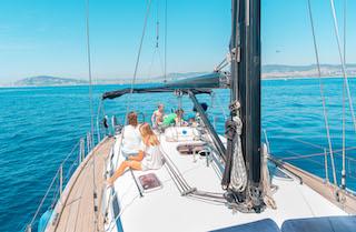 Julia Tercer | Bavaria 49 photo 6