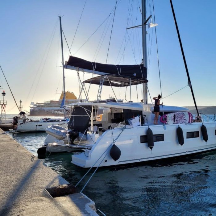 WHITE PEARL | Lagoon 46 photo 4