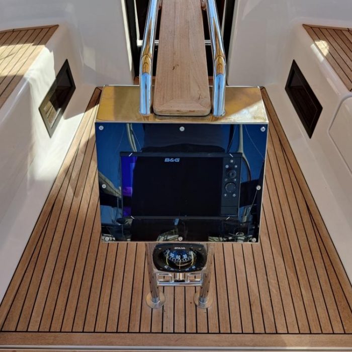 Tina | Hanse 418 photo 3