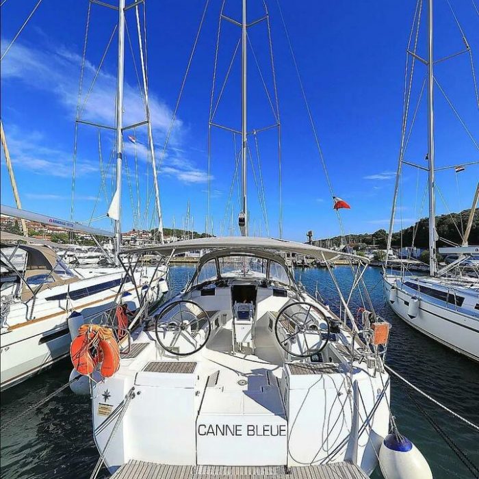 CANNE BLEUE | Sun Odyssey 449 photo 1