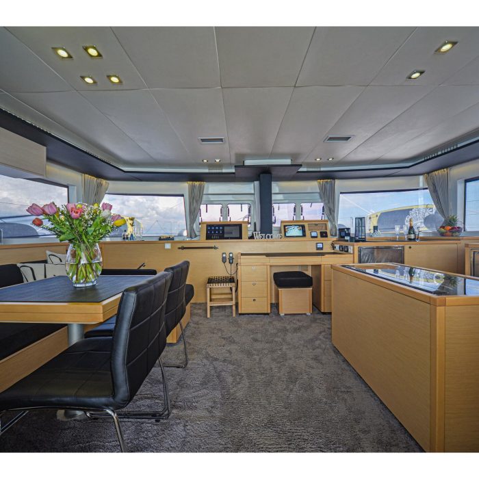 Avra | Lagoon 560 S2 photo 3