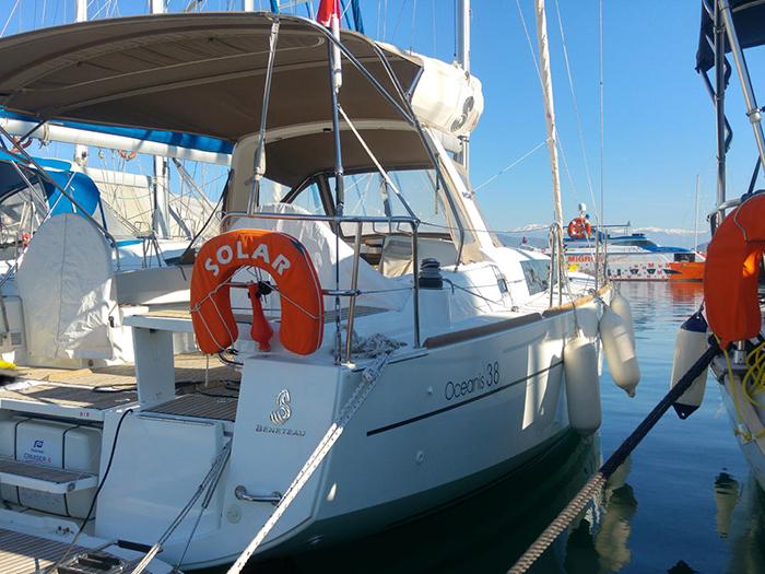 Solar | Oceanis 38 photo 1