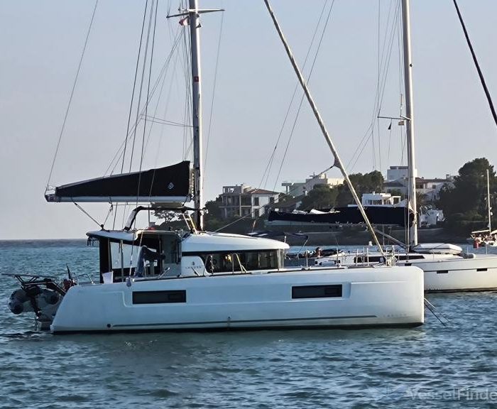 ANDA MOR | Lagoon 40 photo 1
