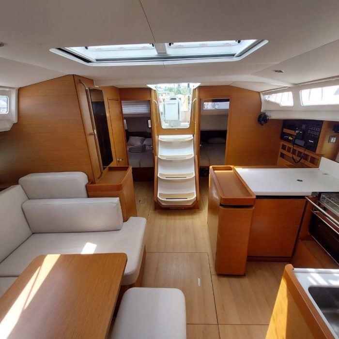 Apollonas | Sun Odyssey 440 photo 4