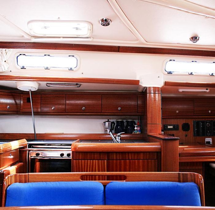 LADY LIBERTY | Bavaria 49 photo 17