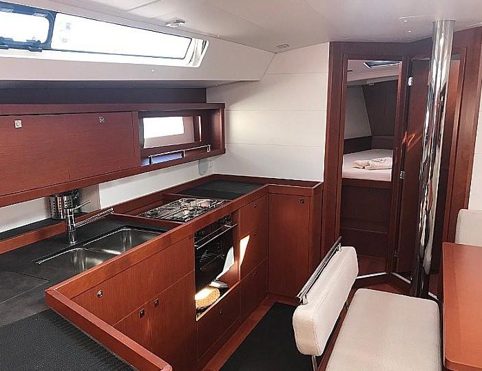 Atlantica | Oceanis 45 photo 10