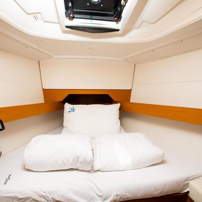 Gin Tonic | Sun Odyssey 349 photo 6