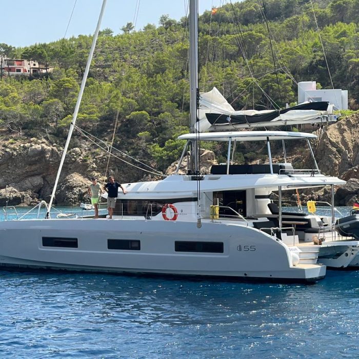 TRIWING CARIDA | Lagoon 55 photo 2