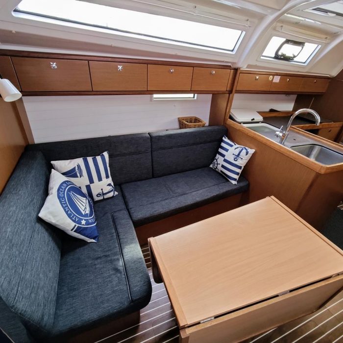 Hana | Bavaria Cruiser 37 photo 8