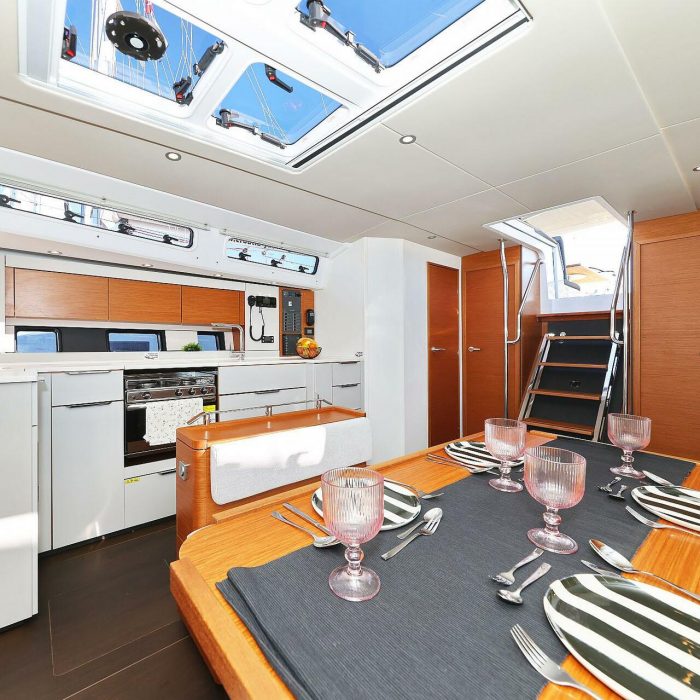 Blondie - OW | Hanse 460 photo 25
