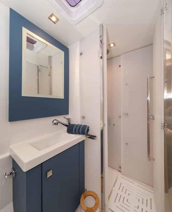 Alchiba | Fountaine Pajot Astrea 42 photo 28