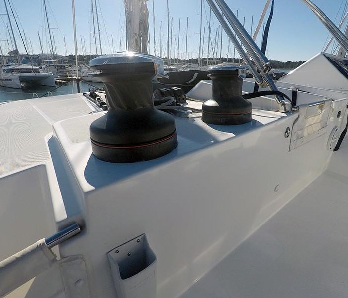 Zuzo 2 | Lagoon 450 photo 12
