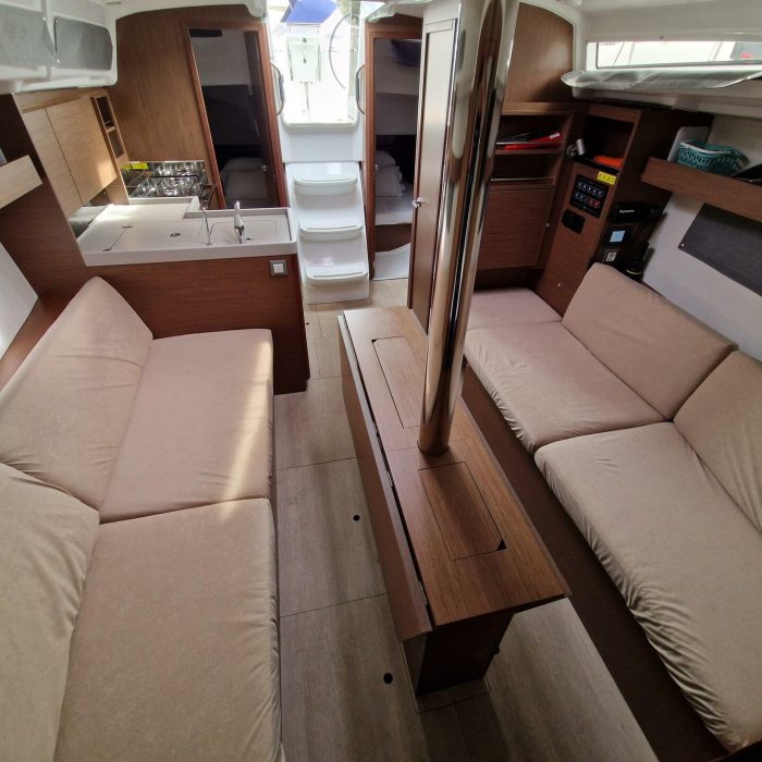 Navicela | Oceanis 34.1 photo 12