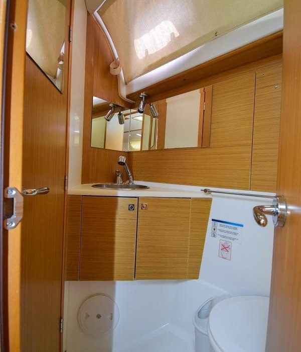 Loki | Sun Odyssey 44 i photo 29