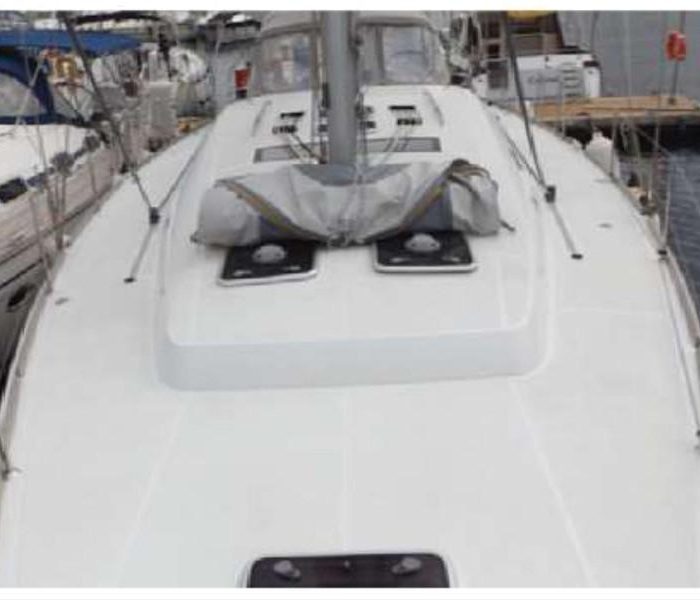In Compliance | Oceanis 50 Family photo 5
