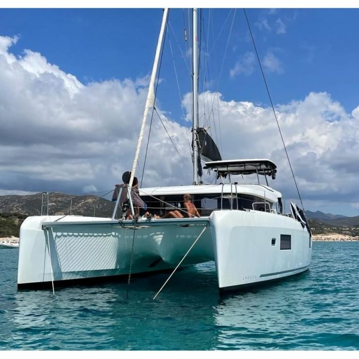 Veryta | Lagoon 42 photo 2