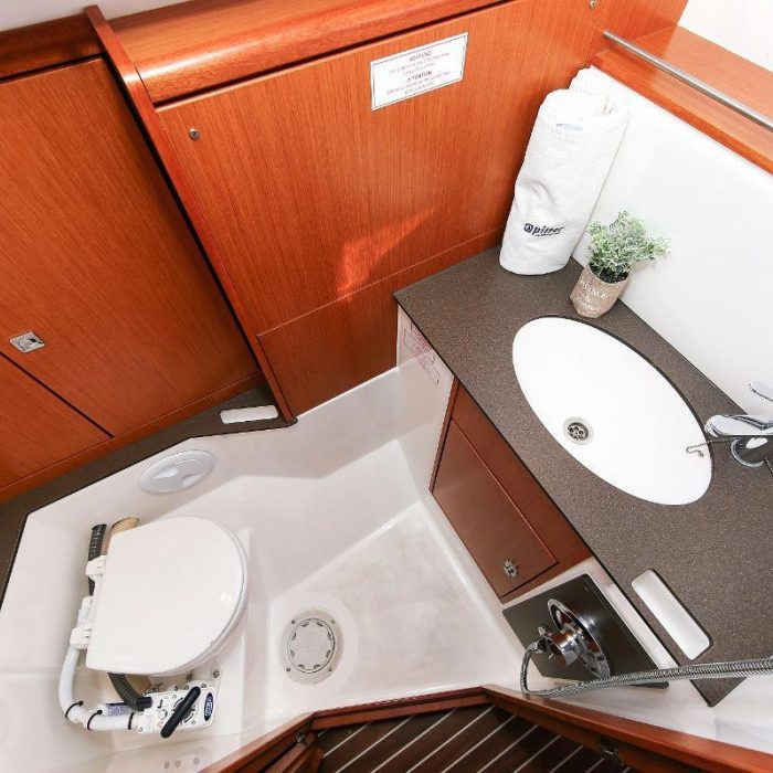 Bella Angelina | Bavaria Cruiser 37 photo 28