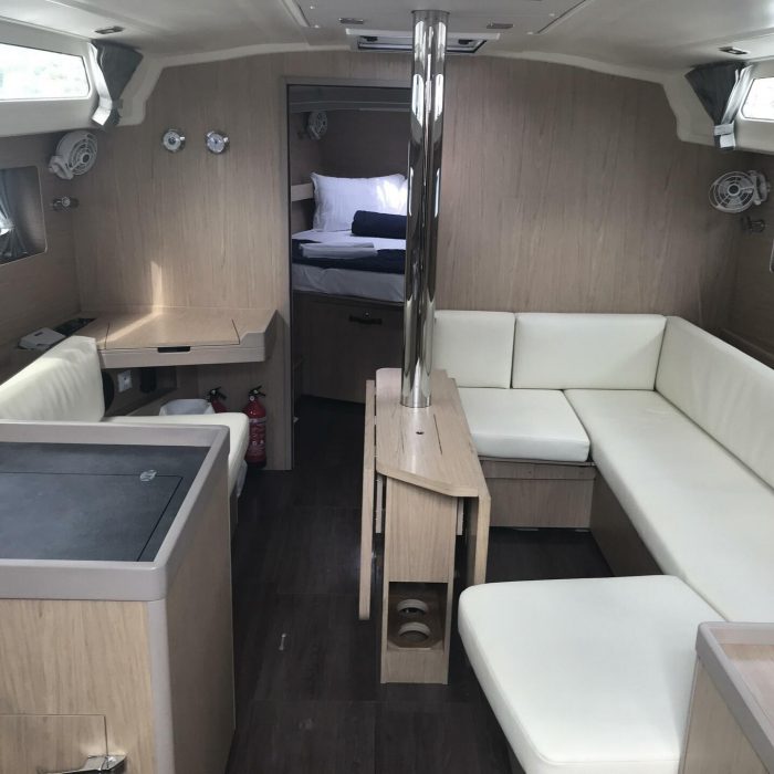 Achemar | Oceanis 41.1 photo 7