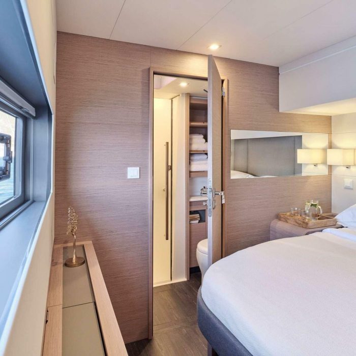 Alexandra II | Fountaine Pajot Alegria 67 photo 10