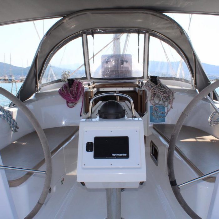 Why Not 15 | Bavaria 34 Cruiser photo 3