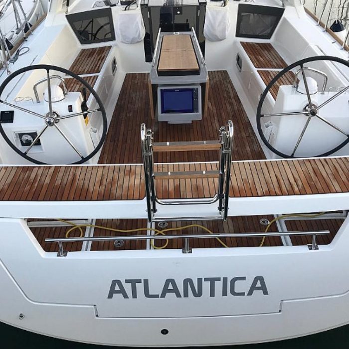 Atlantica | Oceanis 45 photo 12