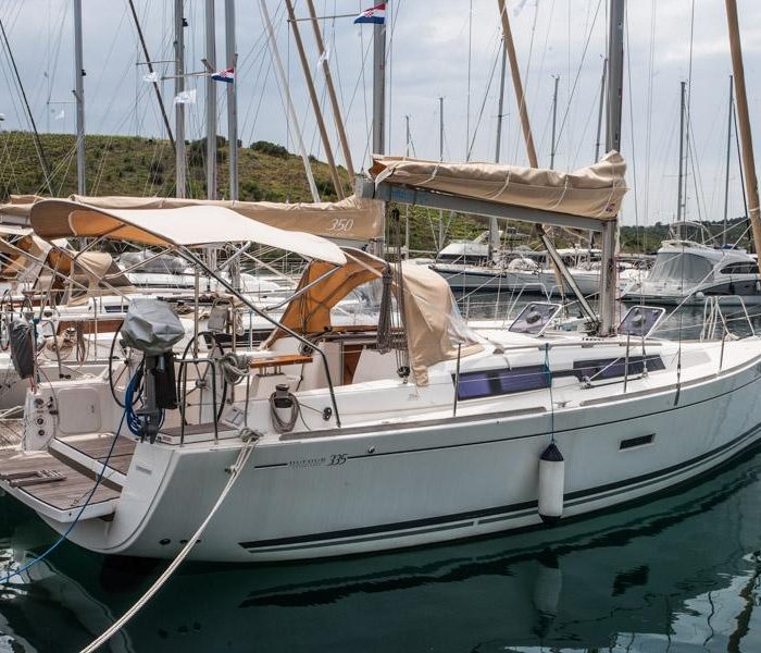 PIPPI (new engine 2024.) | Dufour 335 Grand Large photo 2