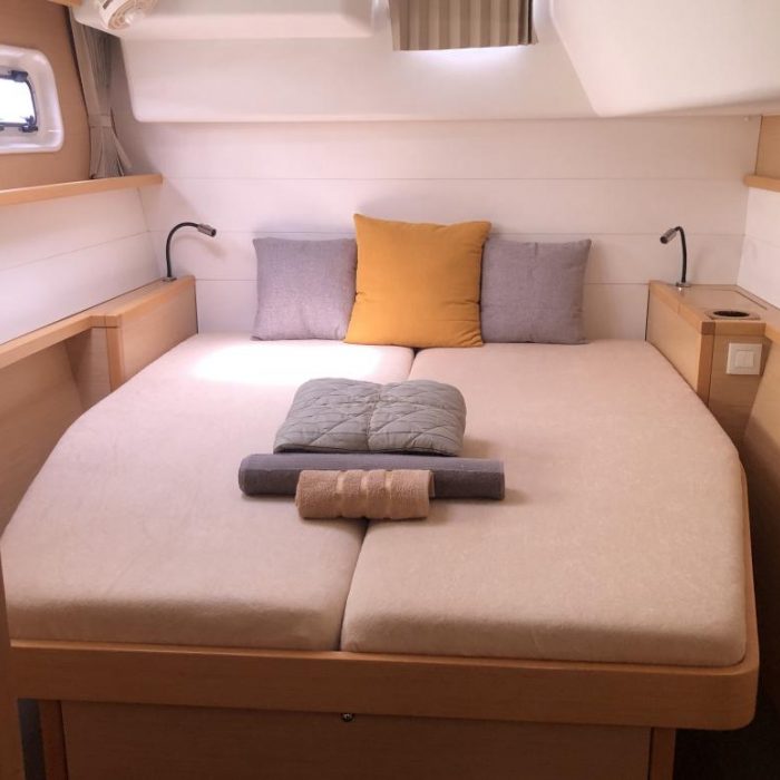 AZRAQ (refit 2023) | Lagoon 450 Fly photo 4