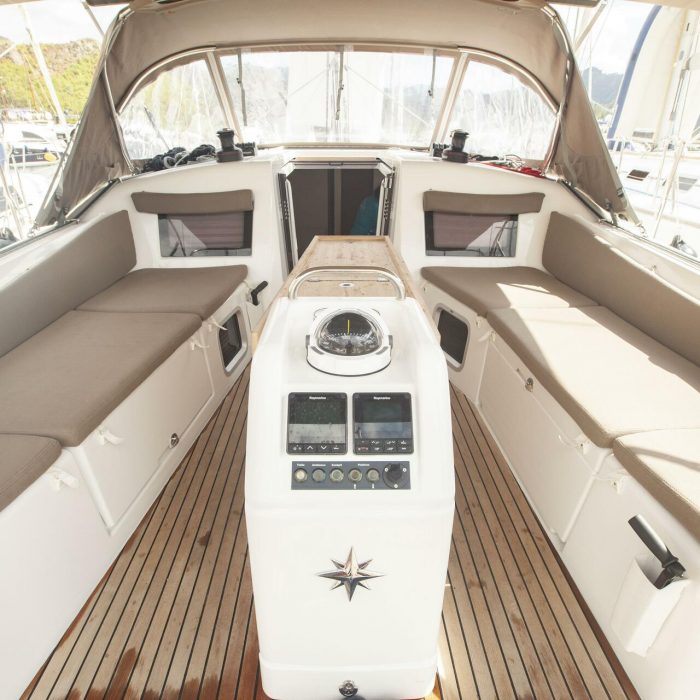 Sea Breeze | Sun Odyssey 410 photo 2